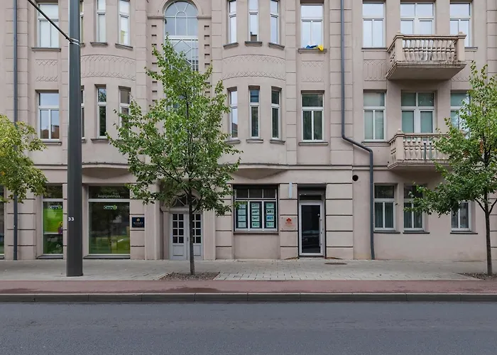 Freedom Avenue Apartment By Polo Apartments